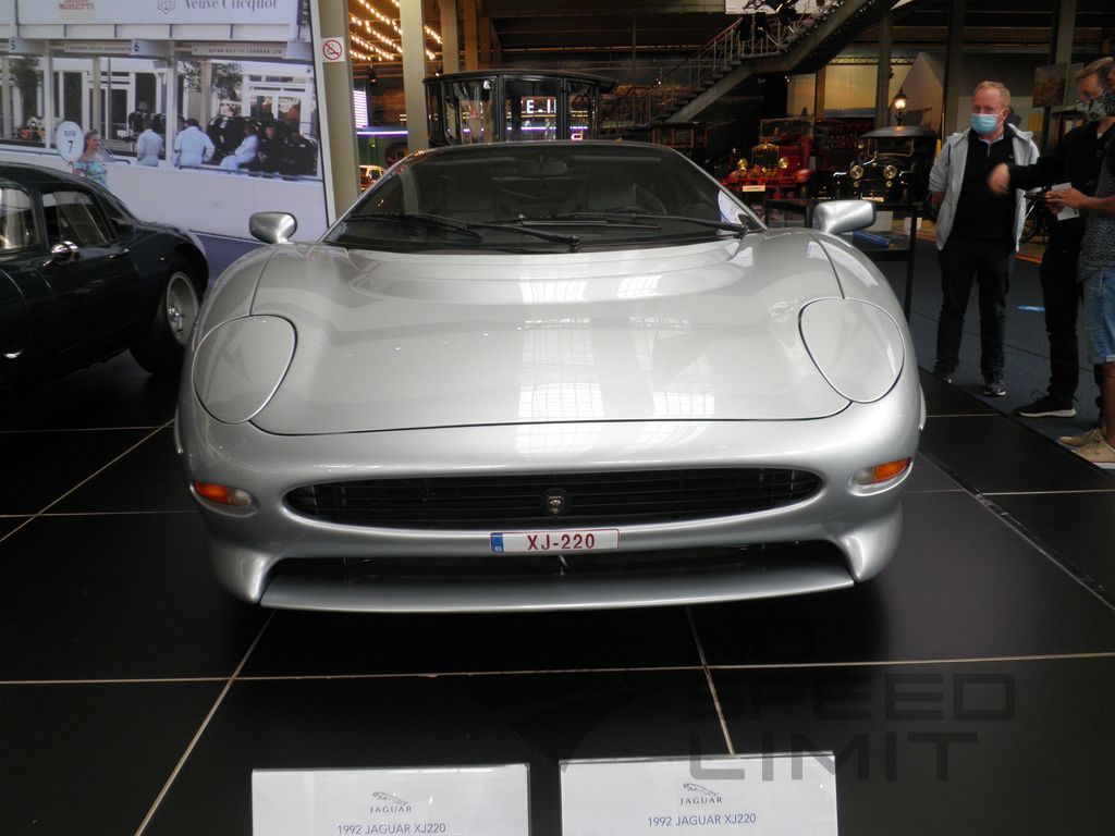 Jaguar_E_60 